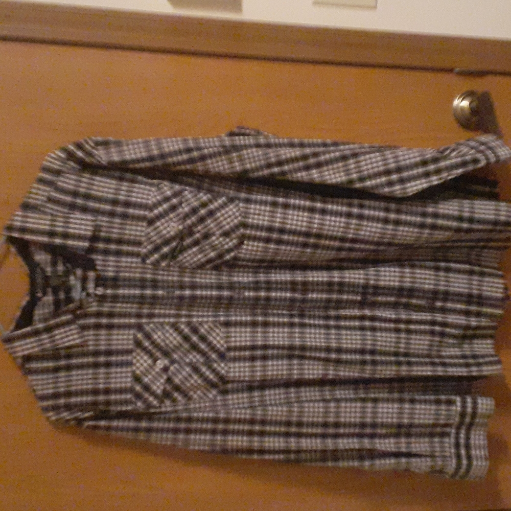 Roca Wear 2XL Button Up Shirt